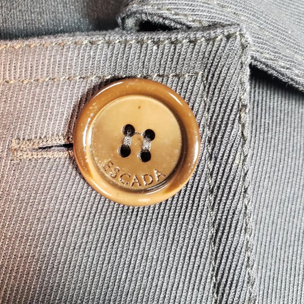 Escada Light Weight Double Breasted Jacket - image 7